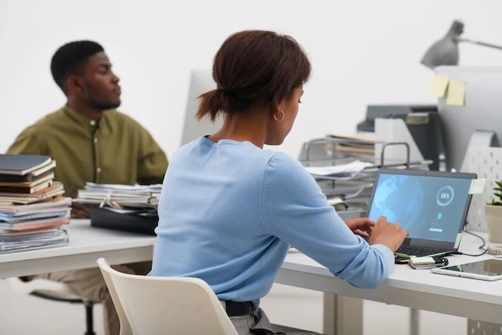 Facturation électronique : impacts sur les processus et les équipes.