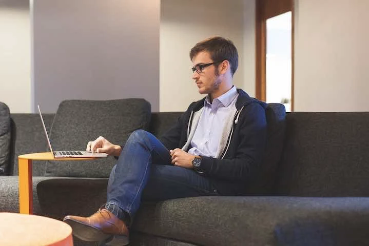 Comment passer à la facture électronique obligatoire en toute simplicité.